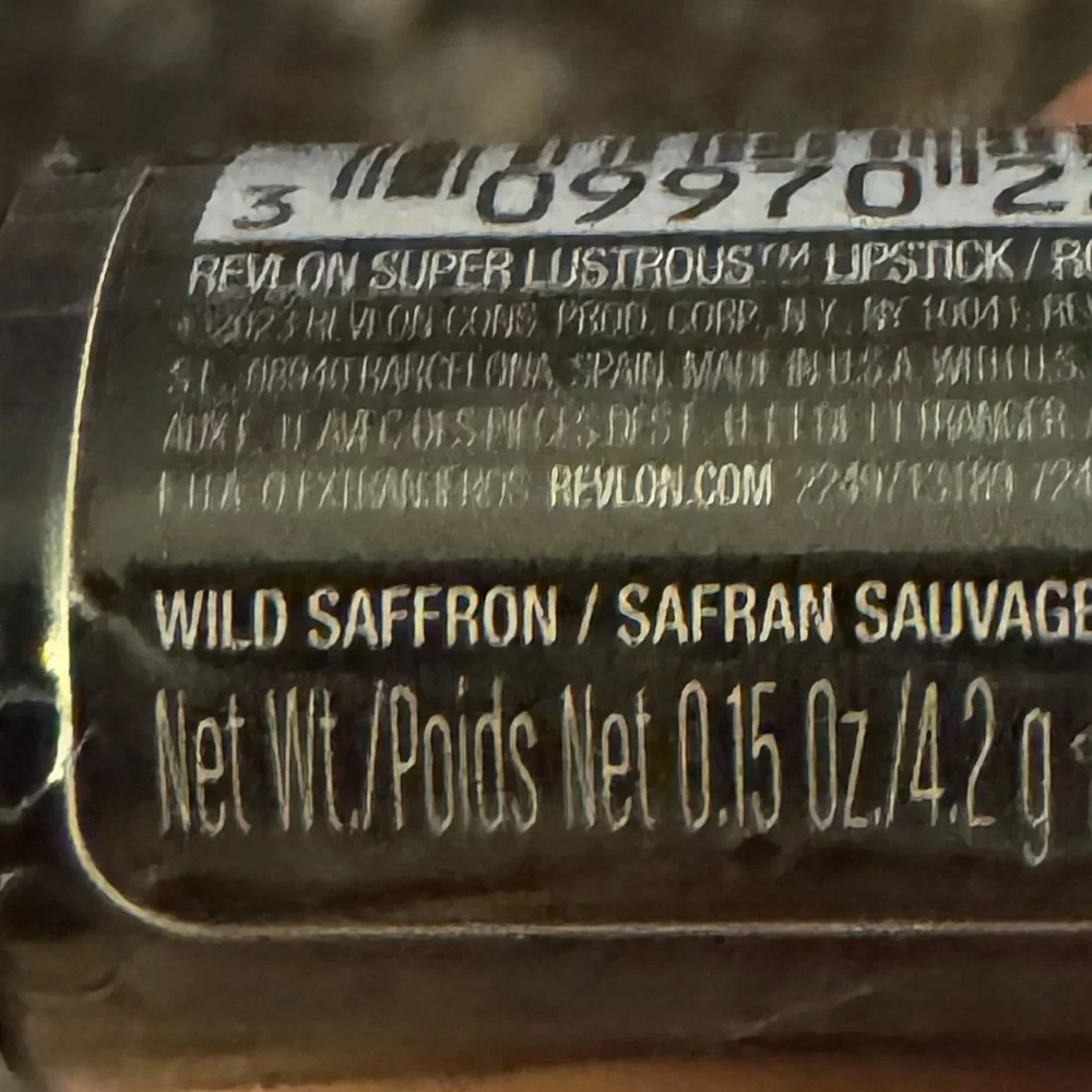 REVLON Red Wild Saffron Super Lustrous Creme Lipstick New - Picture 9 of 9
